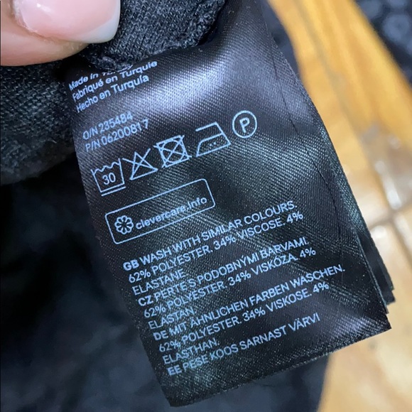 Leopard Pull Over - Picture 3 of 3